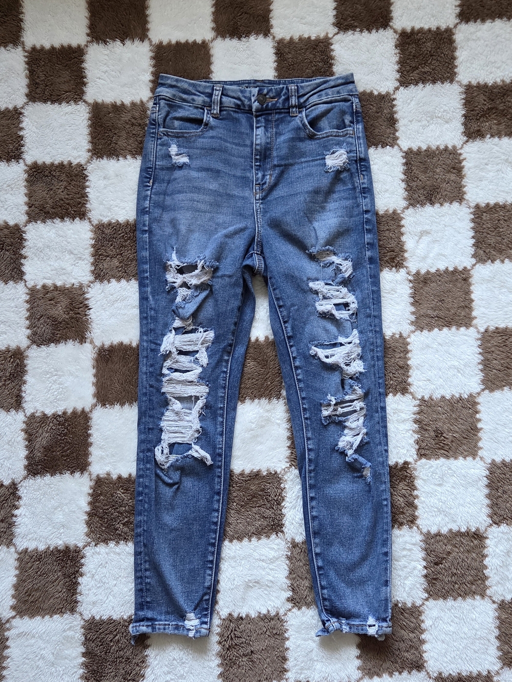 American Eagle Outfitters Distressed Curvy Super High-Rise Jeggings